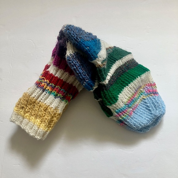 NWOT Colorful hand knit wool blend rainbow striped socks US women's sz 7 - 10 - Picture 4 of 4